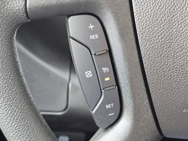 2026 Chevrolet Express Cargo Work Van - Photo 7