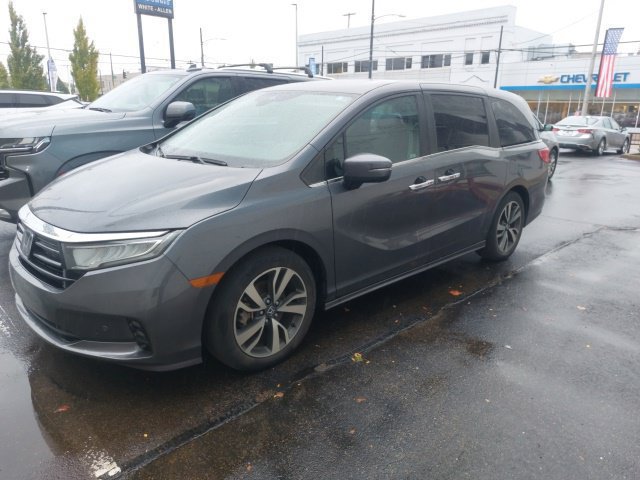 Used 2023 Honda Odyssey Touring Mini-van, Passenger