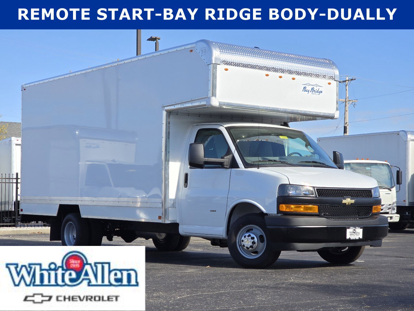 2025 Chevrolet Express Cutaway Base's photo