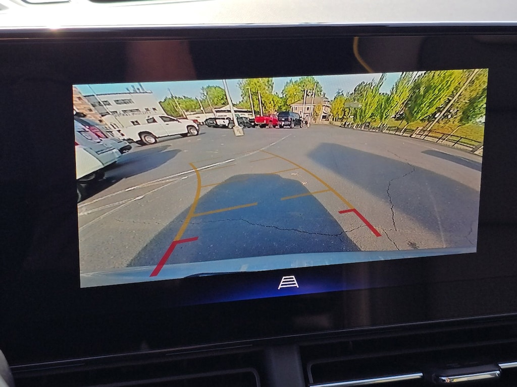 Used 2025 Chevrolet Trax Activ SUV