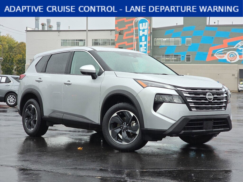 Used 2024 Nissan Rogue SV SUV