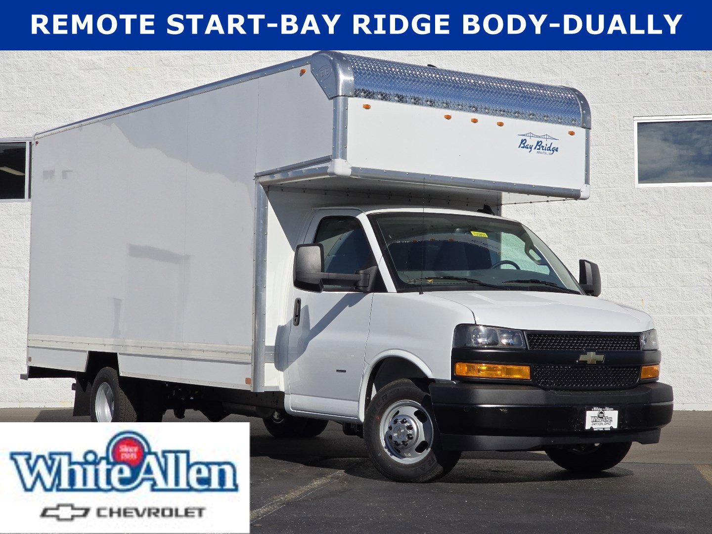 2025 Chevrolet Express Cutaway Base's photo