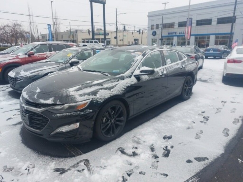 Used 2024 Chevrolet Malibu LT Sedan