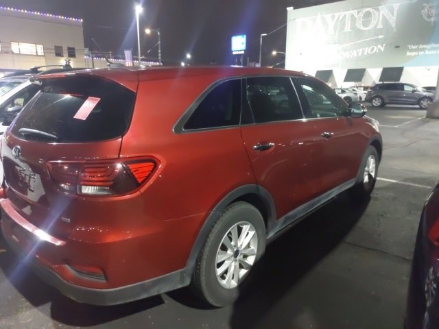 2020 Kia Sorento LX photo 2