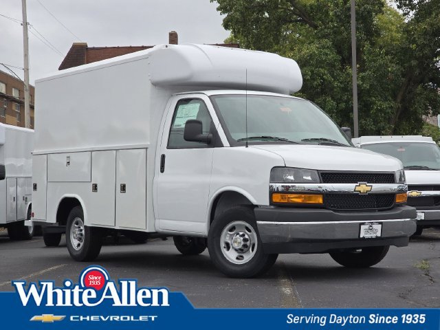 2026 Chevrolet Express Commercial Cutaway