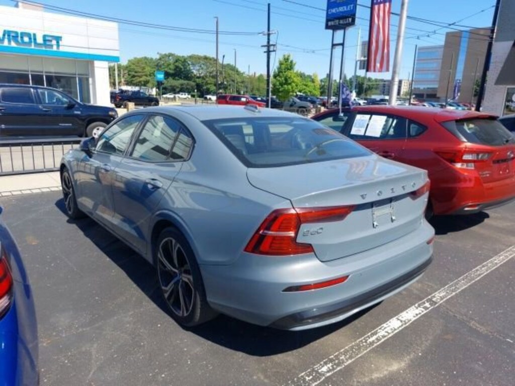Used 2024 Volvo S60 Core Dark Theme Sedan
