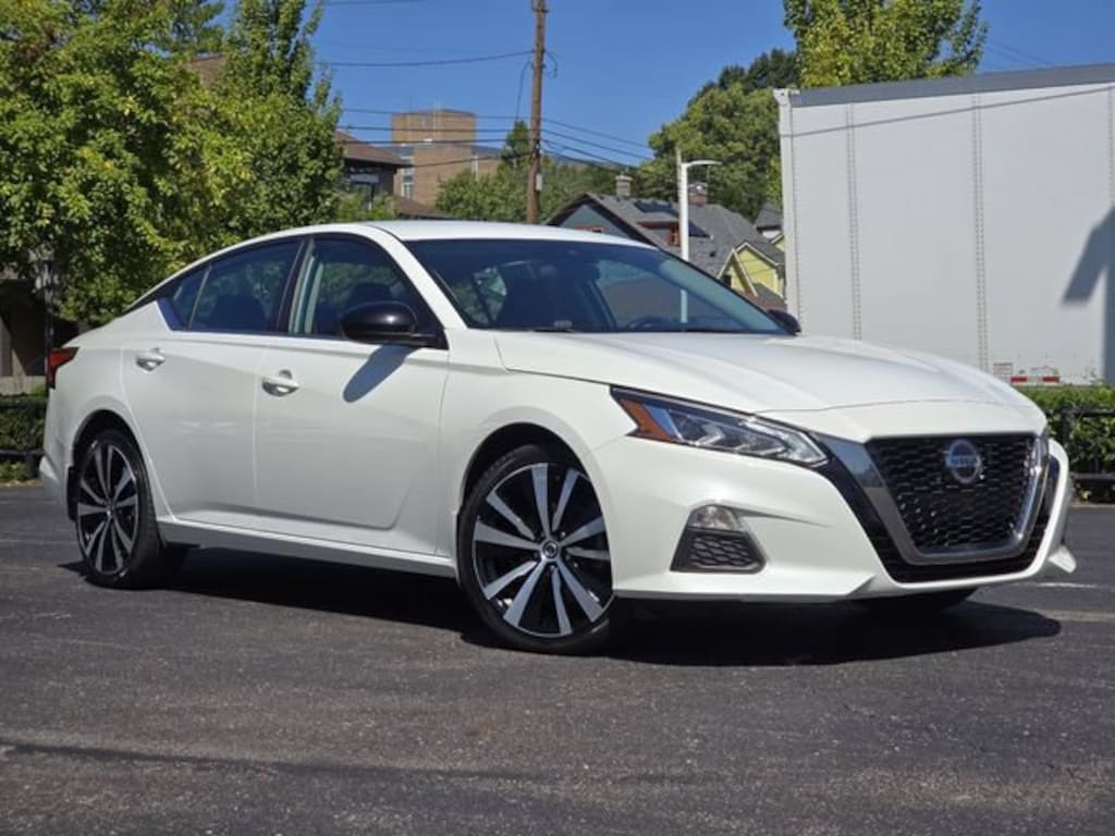 Used 2021 Nissan Altima 2.5 SR Sedan
