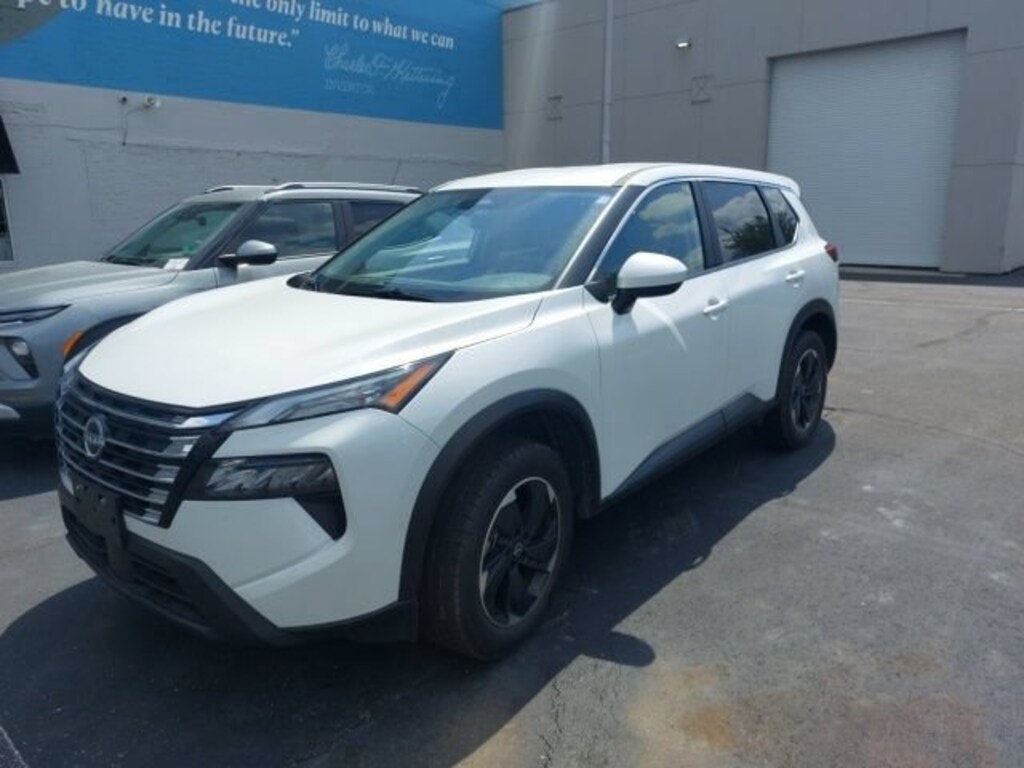 Used 2025 Nissan Rogue SV SUV