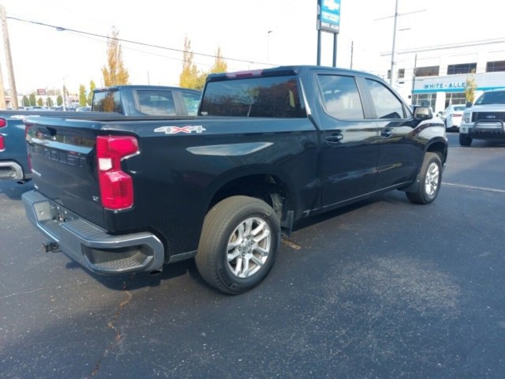 Used 2022 Chevrolet Silverado 1500 LT Truck Crew Cab