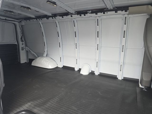 2026 Chevrolet Express Cargo Work Van - Photo 13