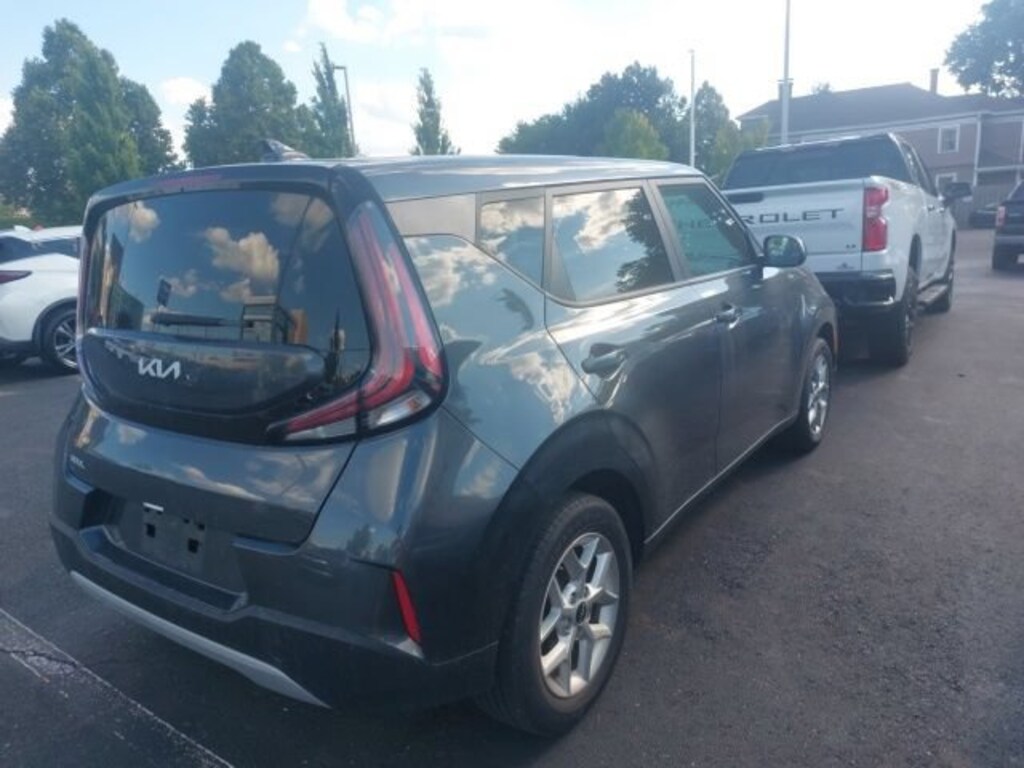 Used 2024 Kia Soul S Hatchback