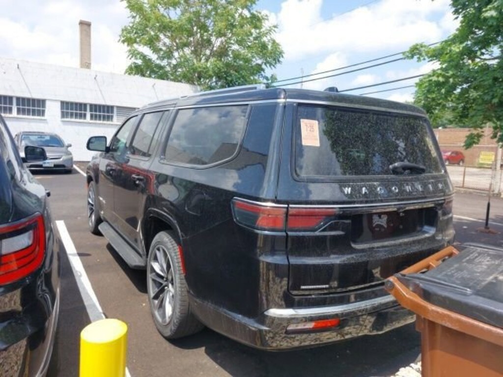 Used 2023 Jeep Wagoneer L Series II SUV