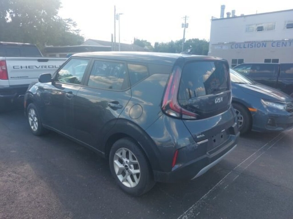 Used 2024 Kia Soul S Hatchback