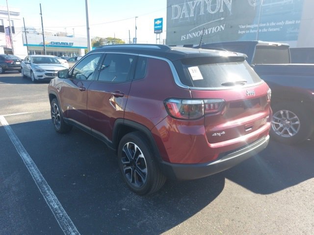 2022 Jeep Compass Limited photo 2