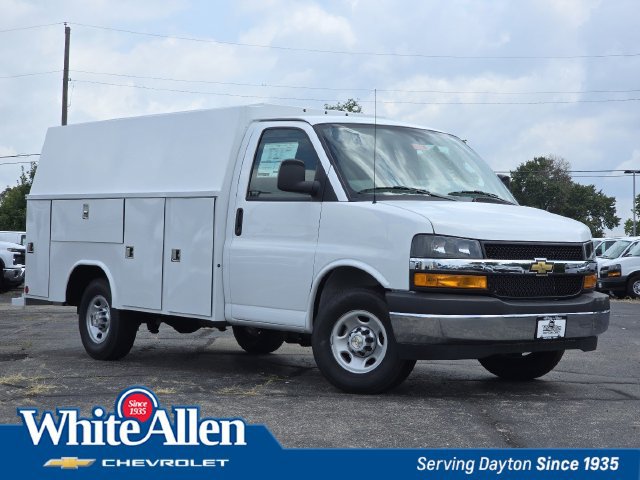 2026 Chevrolet Express Commercial Cutaway