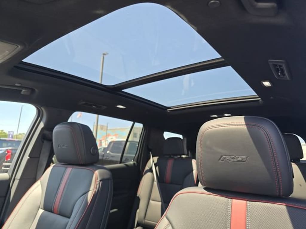 New 2027 Chevrolet Traverse FWD RS SUV
