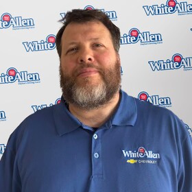 Staff member Will Theall from ID_85a37b6b1c04