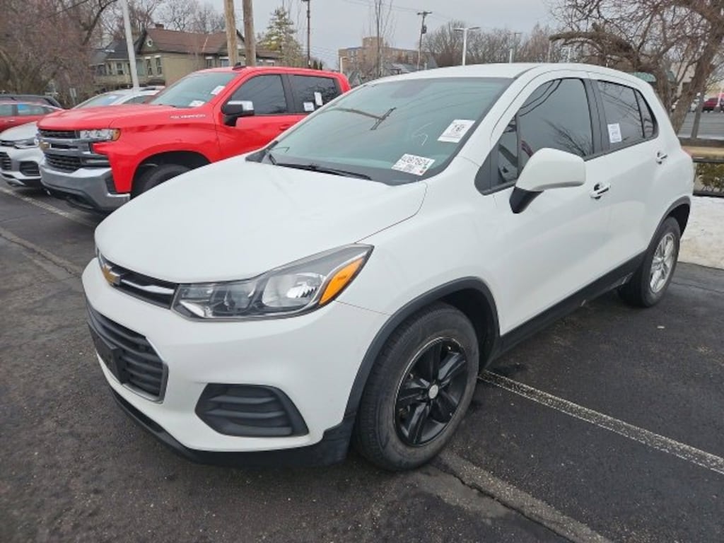 Used 2022 Chevrolet Trax LS SUV