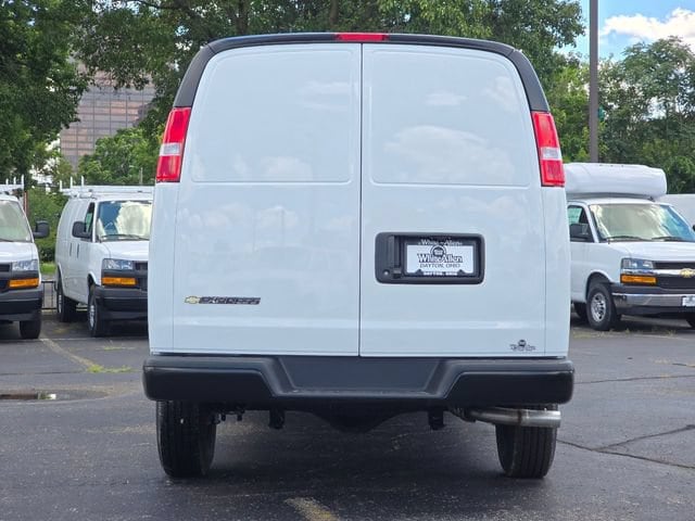 2026 Chevrolet Express Cargo Work Van - Photo 10