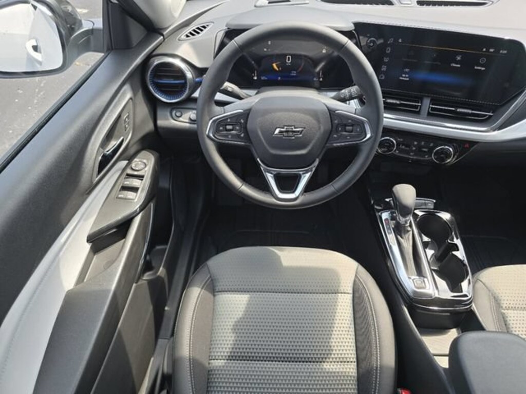 New 2026 Chevrolet Trax LT SUV