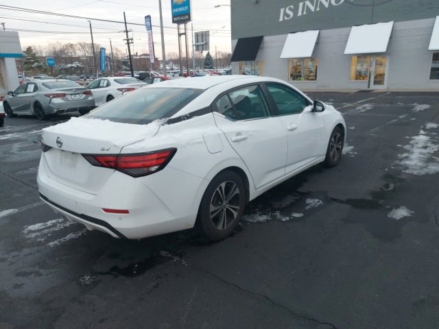 2022 Nissan Sentra SV photo 2