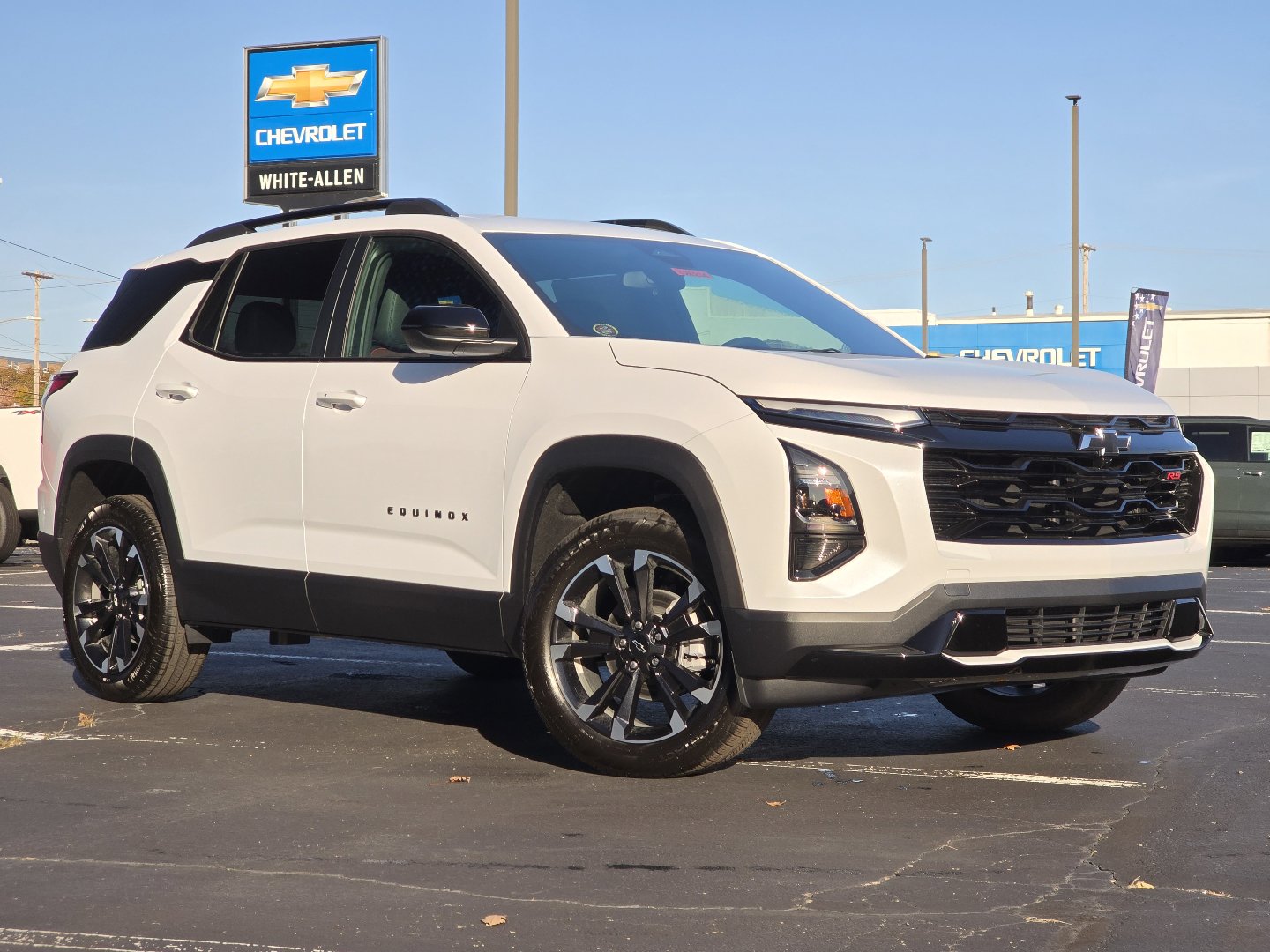 2026 Chevrolet Equinox RS photo 2