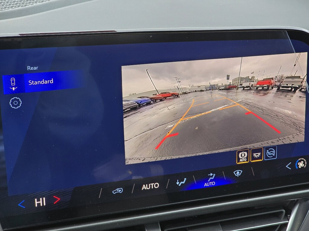 New 2026 Chevrolet Equinox EV LT1 w/PCY SUV