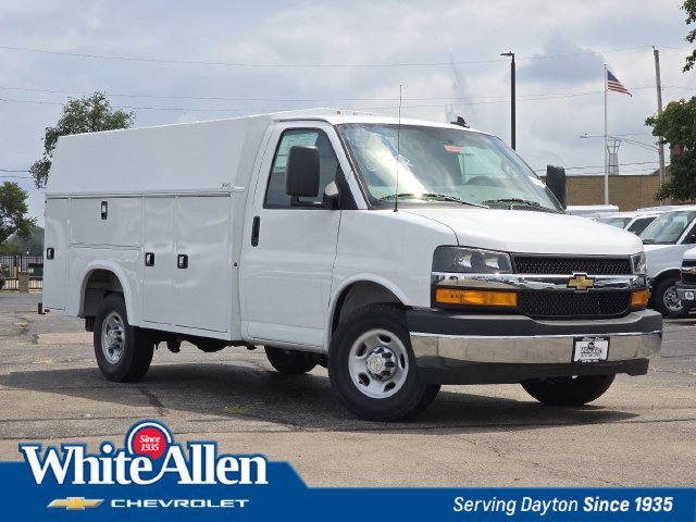 2026 Chevrolet Express Commercial Cutaway