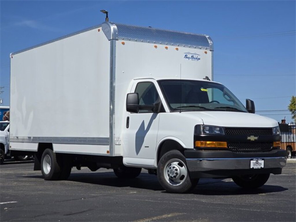 New 2025 Chevrolet Express Commercial Cutaway 1WT Cutaway Van