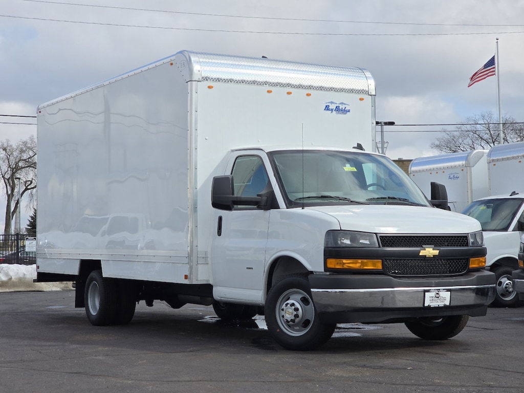 New 2025 Chevrolet Express Commercial Cutaway 1WT Cutaway Van