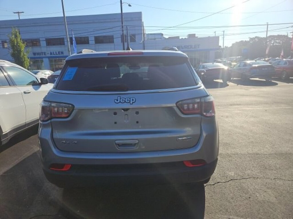 Used 2022 Jeep Compass Latitude SUV