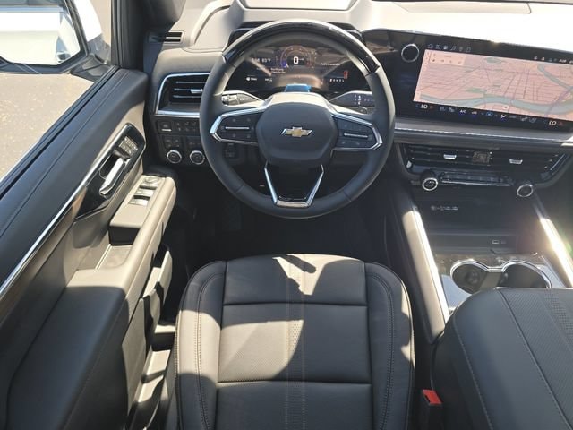 2026 Chevrolet Suburban High Country - Photo 3