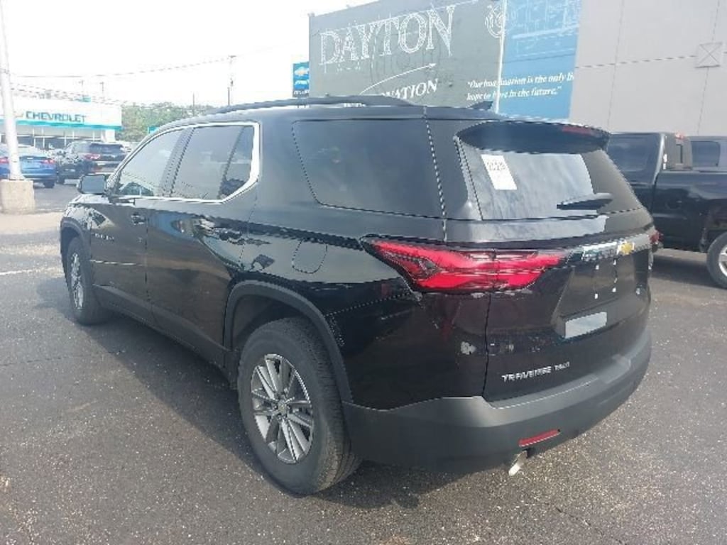 Used 2023 Chevrolet Traverse LT Leather SUV