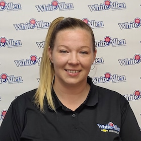 Staff member Erika Michael from ID_b78051479797