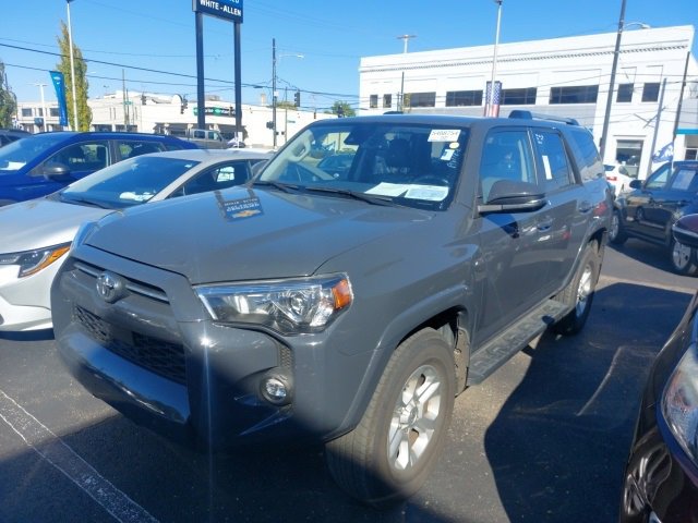 2024 Toyota 4Runner SR5 Premium photo 2