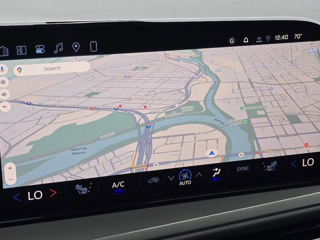 New 2026 Chevrolet Traverse FWD LT SUV