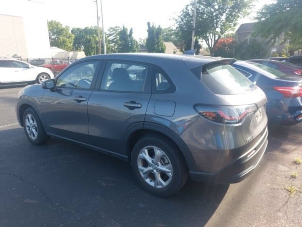 Used 2025 Honda HR-V LX SUV