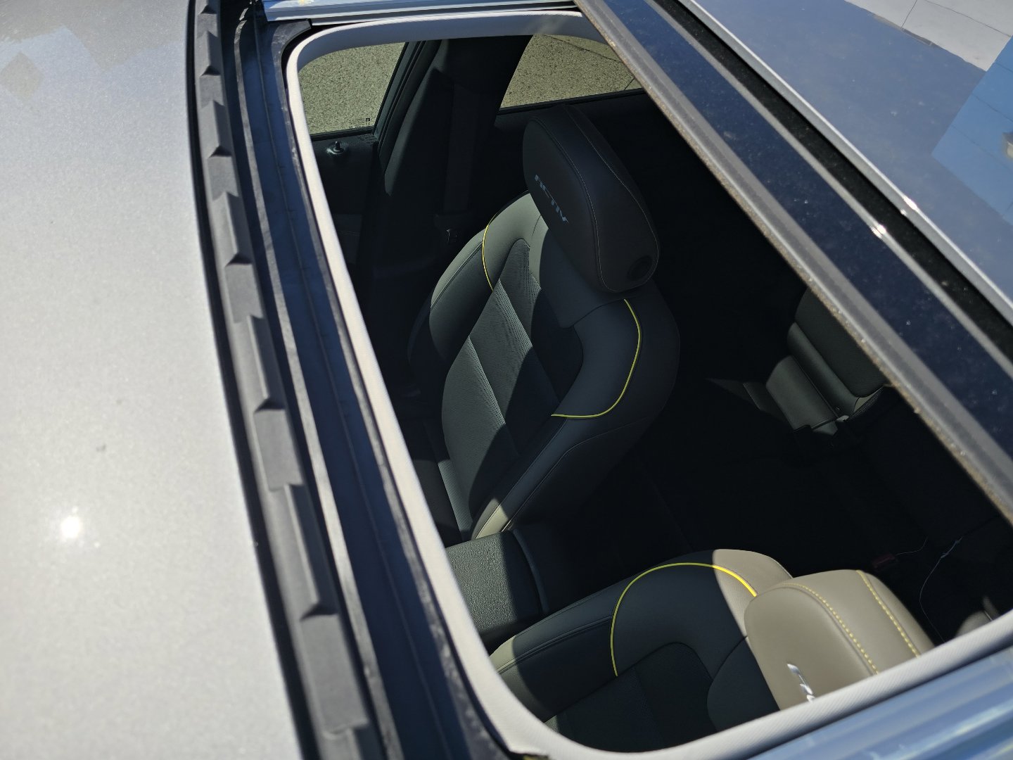 2025 Chevrolet Trax ACTIV photo 2