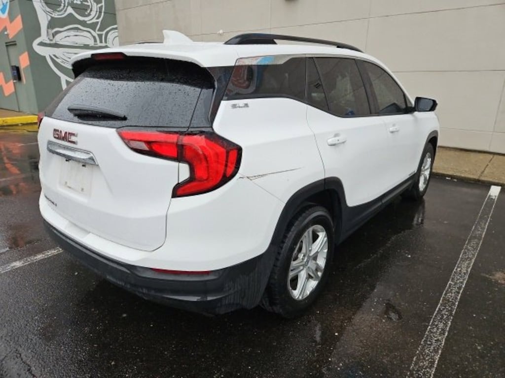 Used 2018 GMC Terrain SLE SUV