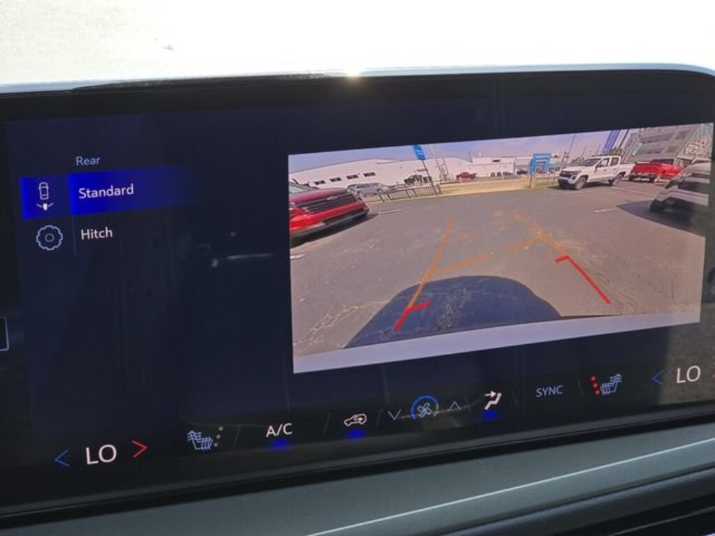 New 2027 Chevrolet Traverse FWD LT SUV