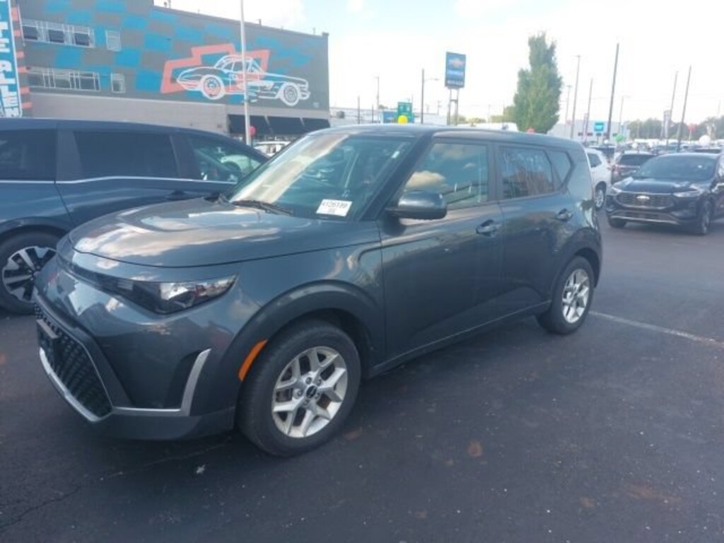 Used 2024 Kia Soul S Hatchback