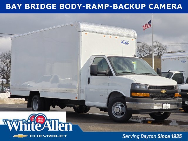 2025 Chevrolet Express Commercial Cutaway 1WT Cutaway Van