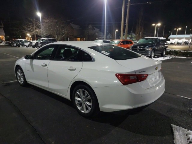 2024 Chevrolet Malibu 1LT photo 3