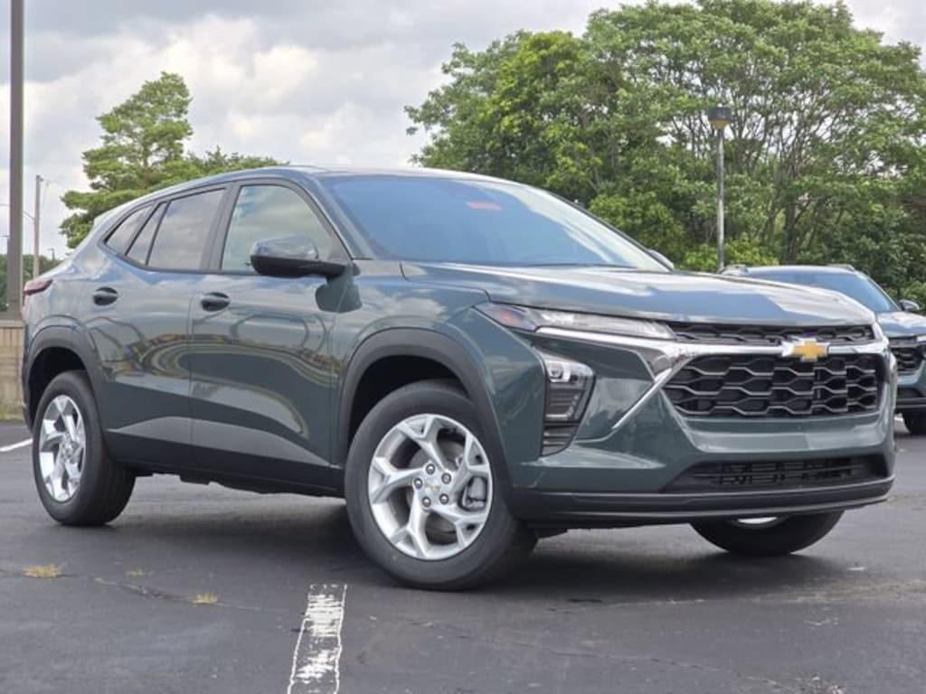 New 2026 Chevrolet Trax LS SUV