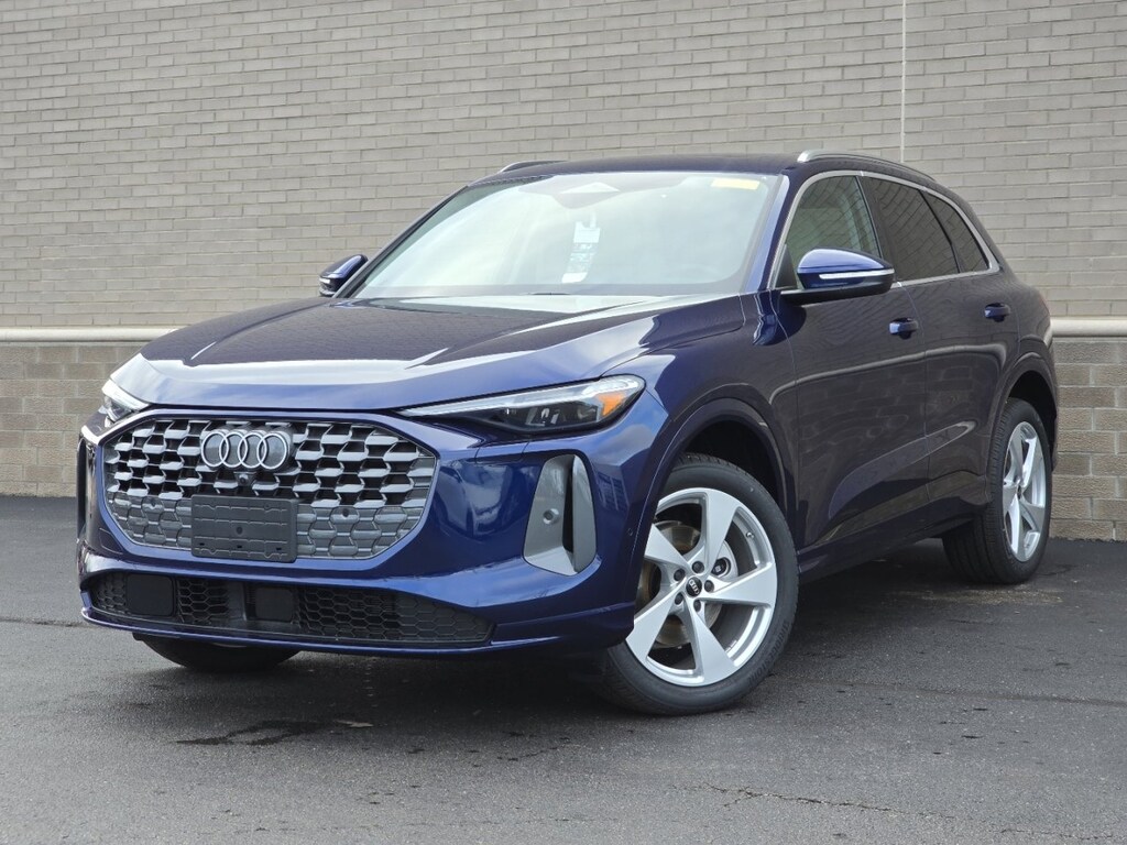 New 2025 Audi Q5 2.0T Premium SUV