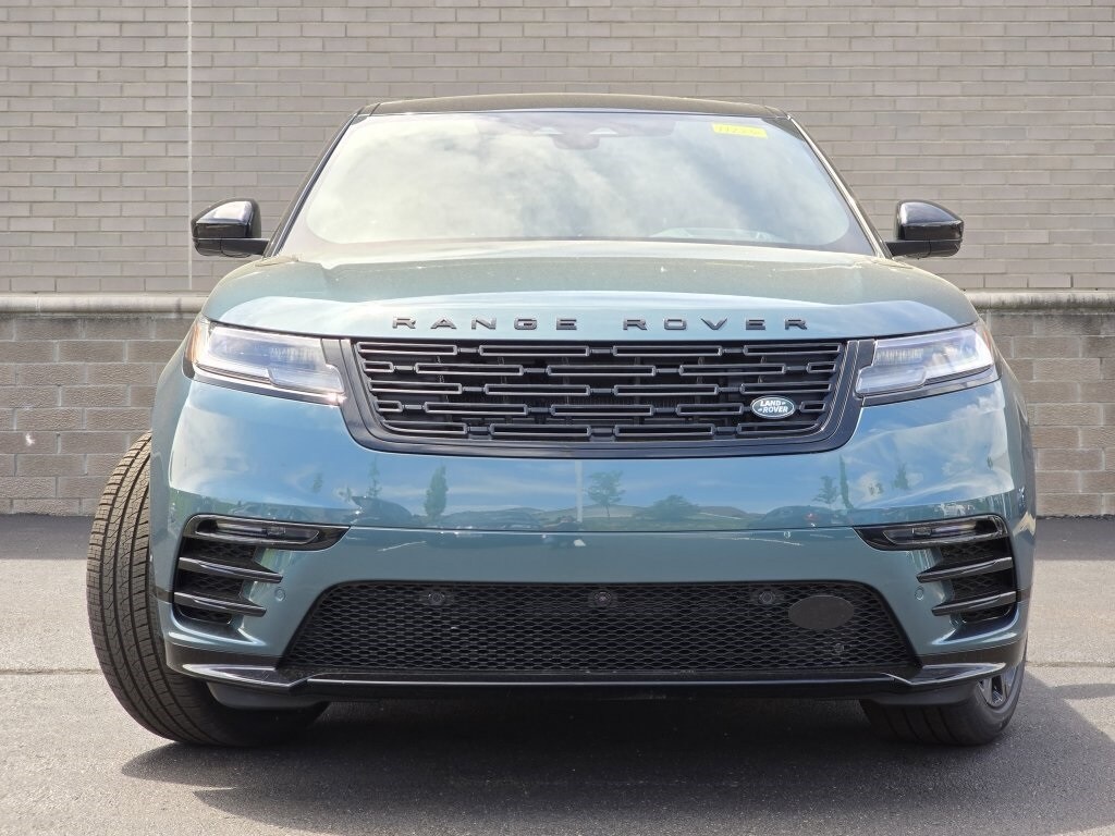 2026 Land Rover Range Rover Velar SE photo 21