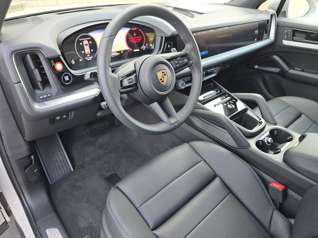 Used 2025 Porsche Cayenne SUV