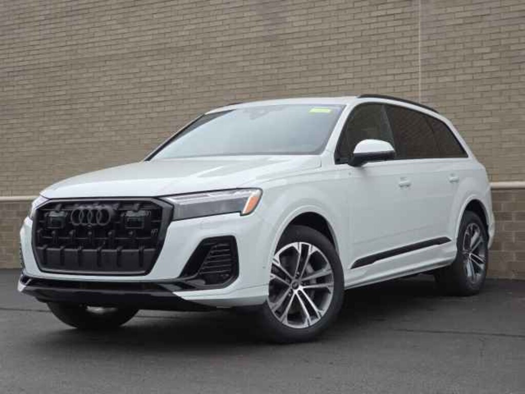 New 2026 Audi Q7 55 Premium SUV