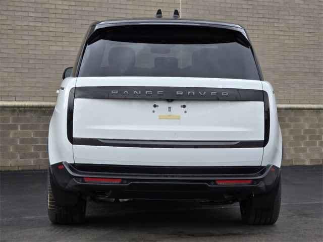 2025 Land Rover Range Rover SE photo 2
