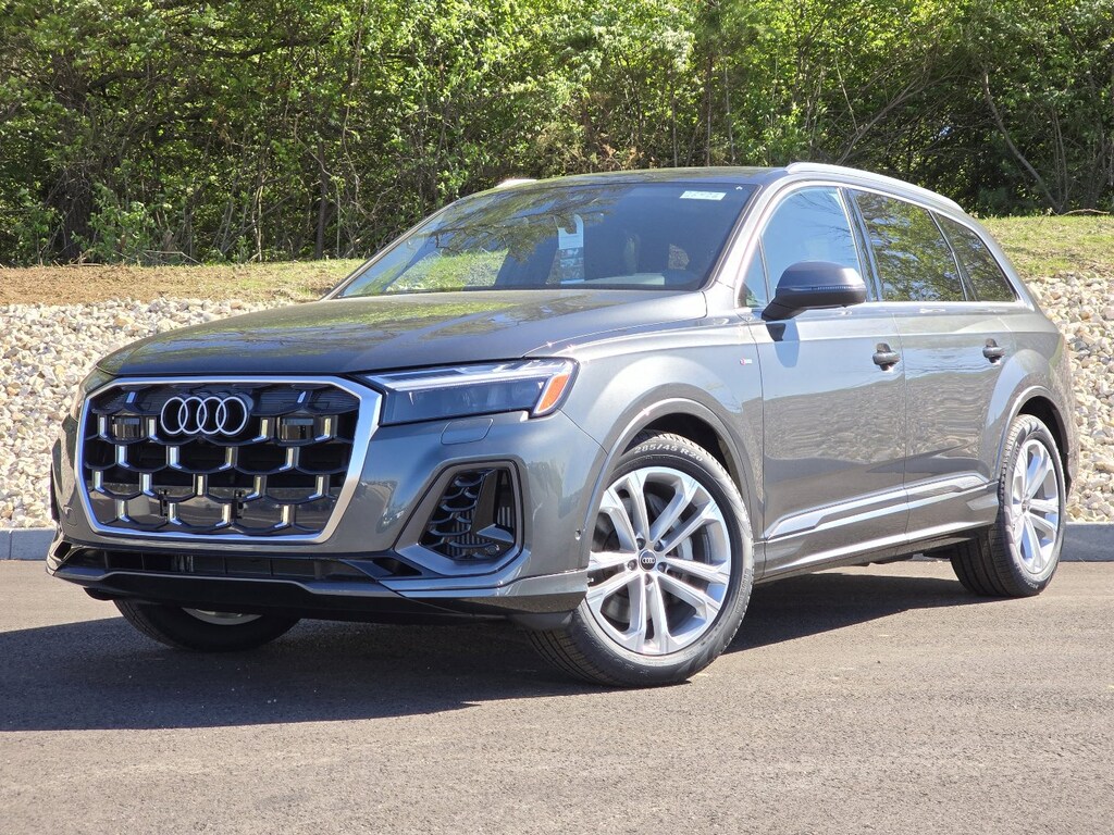 New 2026 Audi Q7 55 Premium SUV